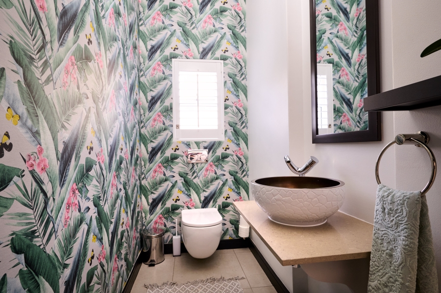 4 Bedroom Property for Sale in Waterfall Country Village Gauteng