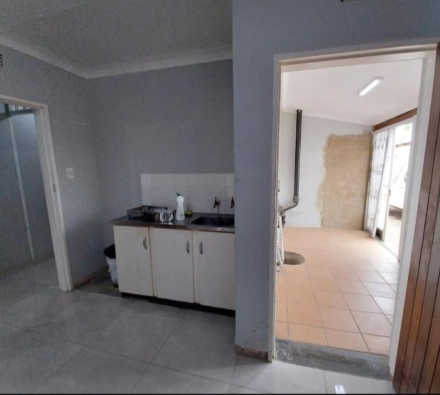 4 Bedroom Property for Sale in Sonland Park Gauteng