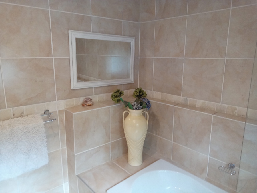 To Let 1 Bedroom Property for Rent in Paulshof Gauteng