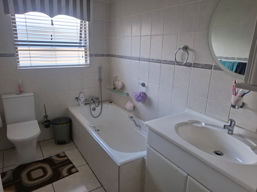 3 Bedroom Property for Sale in Fochville Gauteng