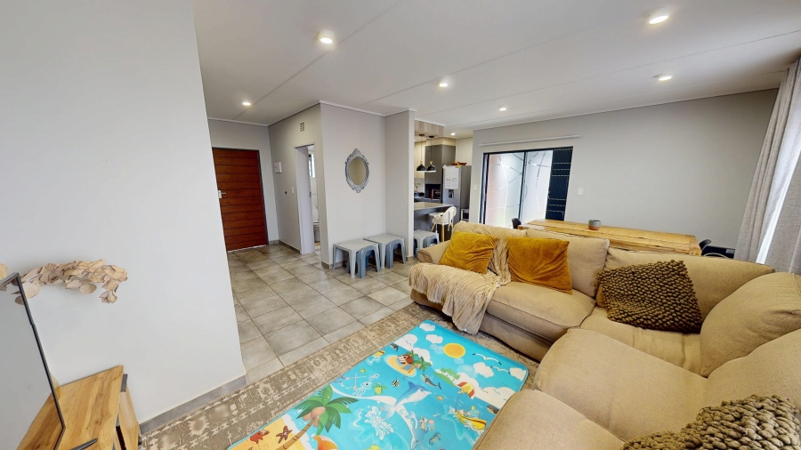 4 Bedroom Property for Sale in Lotus Gardens Gauteng