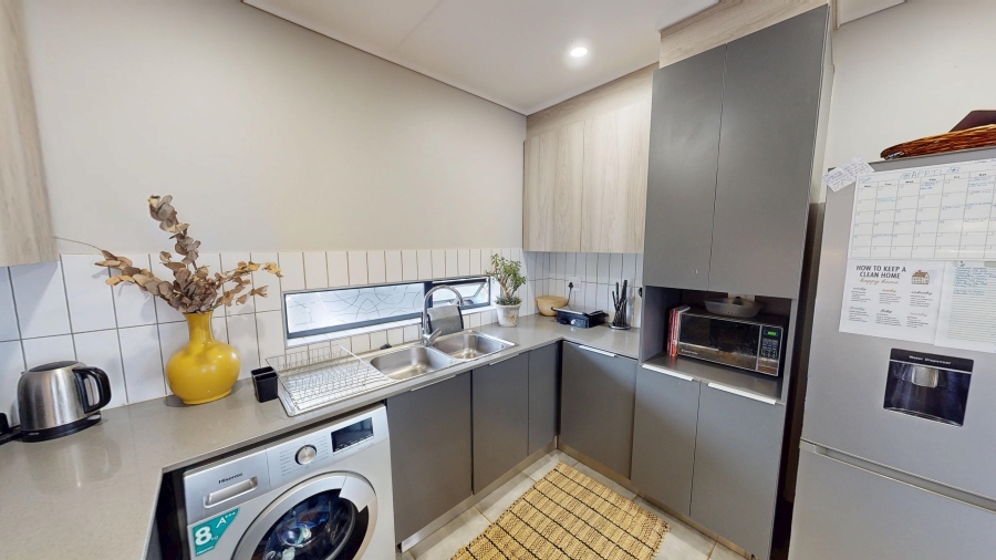 4 Bedroom Property for Sale in Lotus Gardens Gauteng