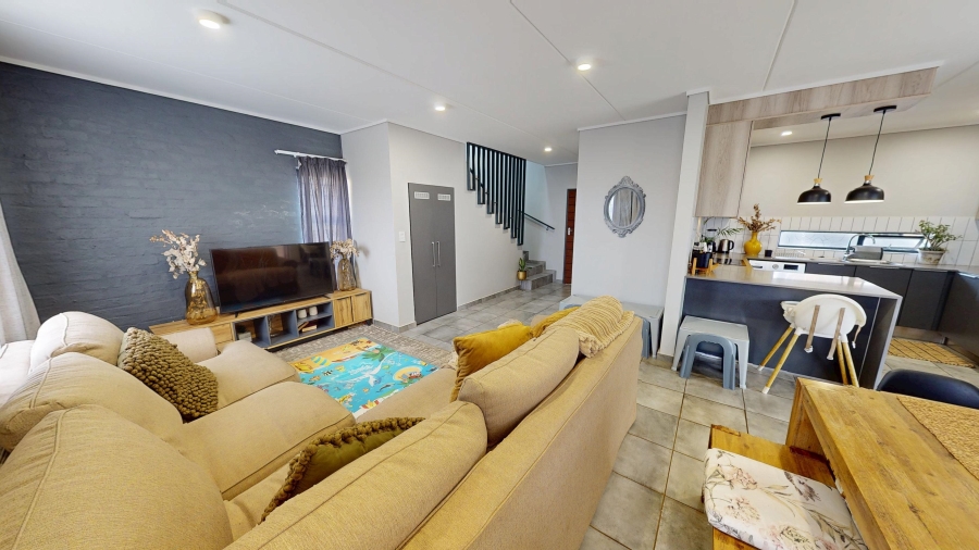 4 Bedroom Property for Sale in Lotus Gardens Gauteng