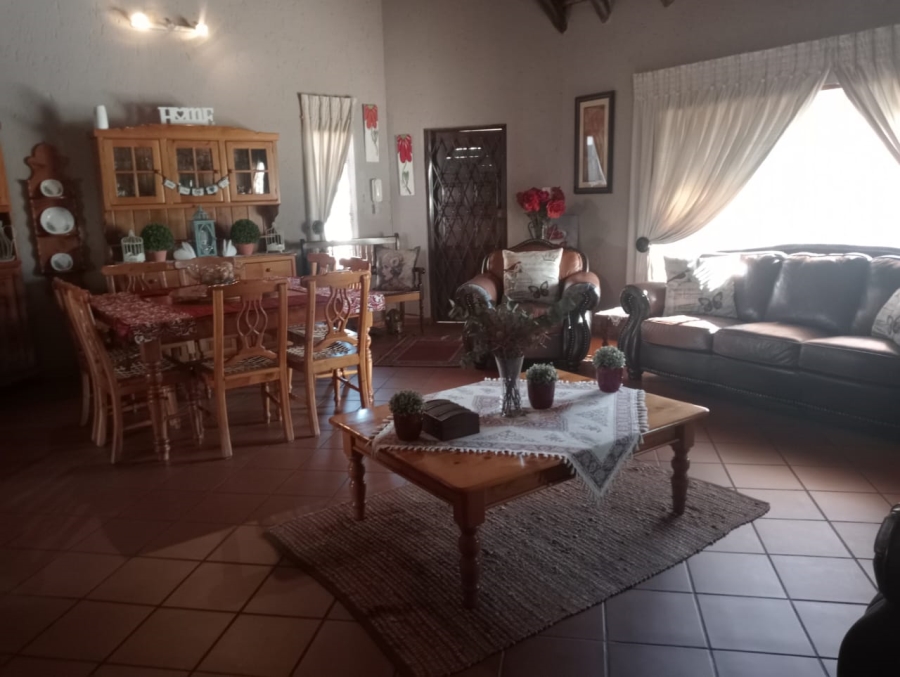 3 Bedroom Property for Sale in Eike Park Gauteng