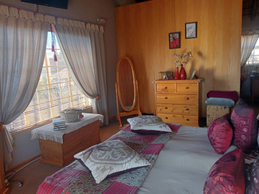 3 Bedroom Property for Sale in Eike Park Gauteng