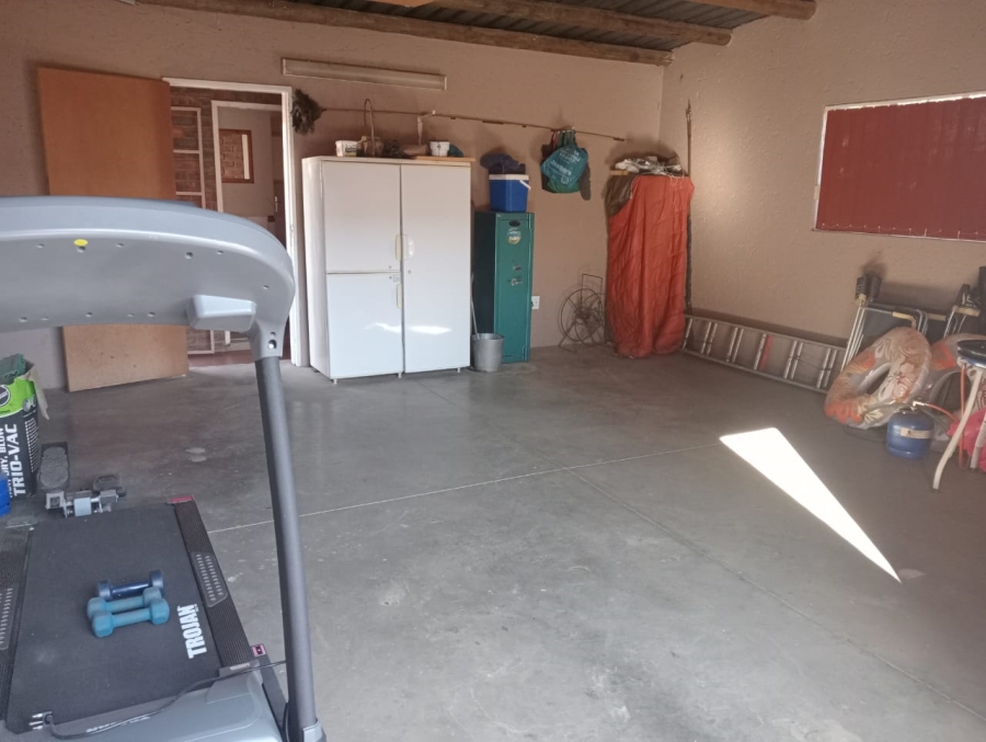 3 Bedroom Property for Sale in Eike Park Gauteng