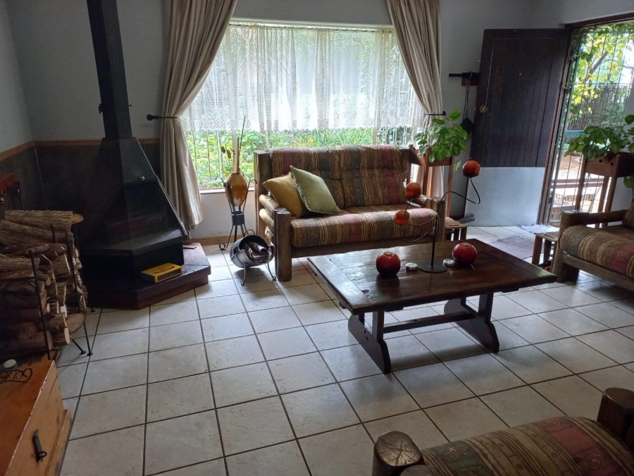 3 Bedroom Property for Sale in Helikonpark Gauteng
