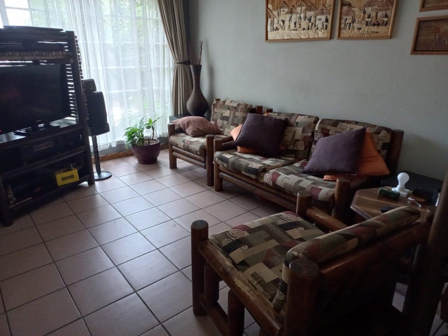 3 Bedroom Property for Sale in Helikonpark Gauteng