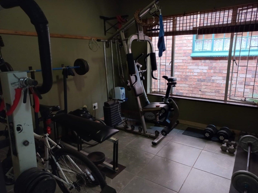 3 Bedroom Property for Sale in Helikonpark Gauteng