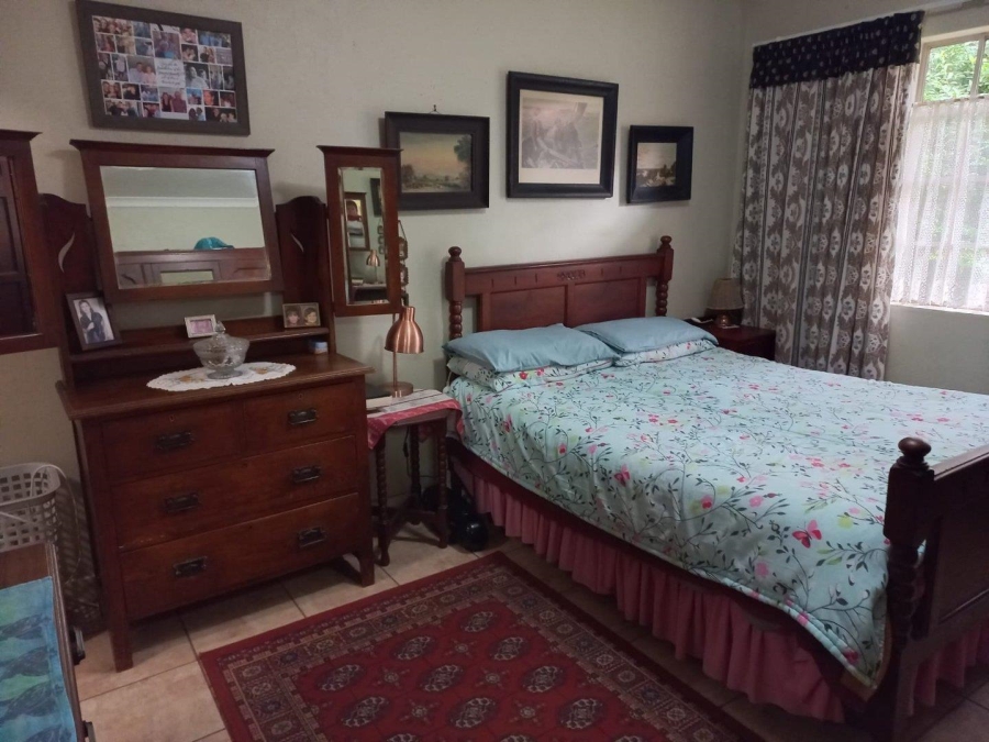 3 Bedroom Property for Sale in Helikonpark Gauteng