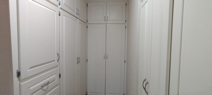 3 Bedroom Property for Sale in Greenhills Gauteng