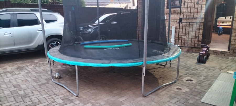 3 Bedroom Property for Sale in Greenhills Gauteng