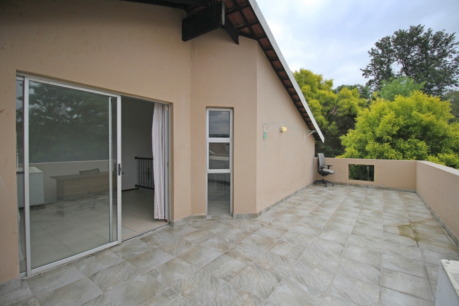 To Let 2 Bedroom Property for Rent in North Riding Gauteng