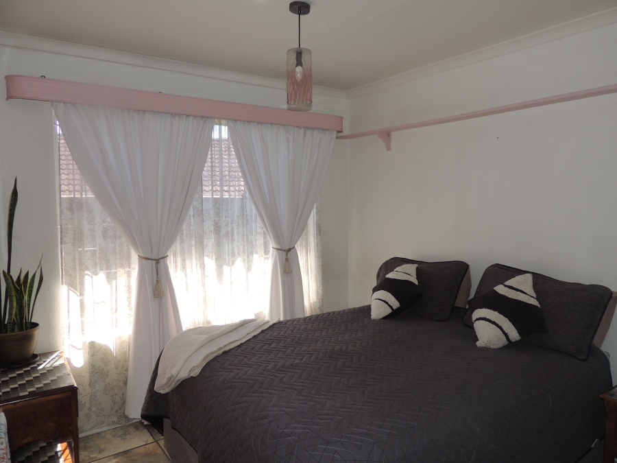 3 Bedroom Property for Sale in Elandspark Gauteng