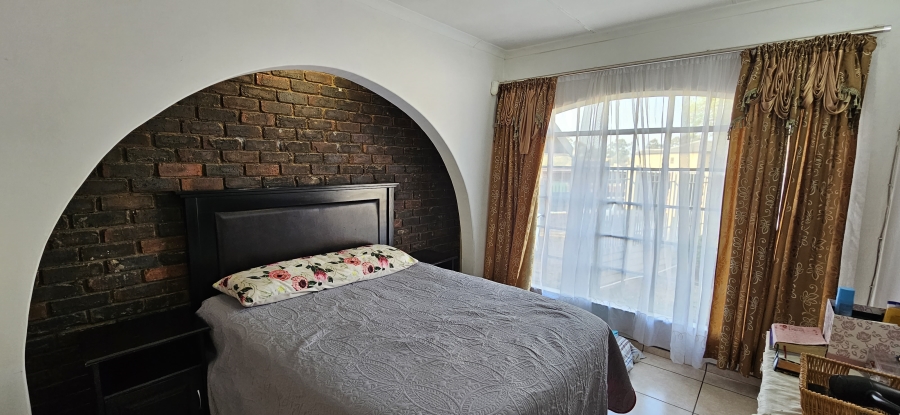 3 Bedroom Property for Sale in Elandspark Gauteng