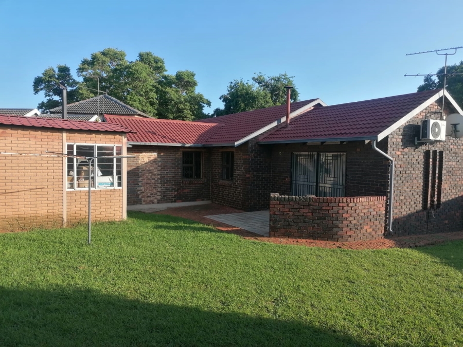 3 Bedroom Property for Sale in Elandspark Gauteng