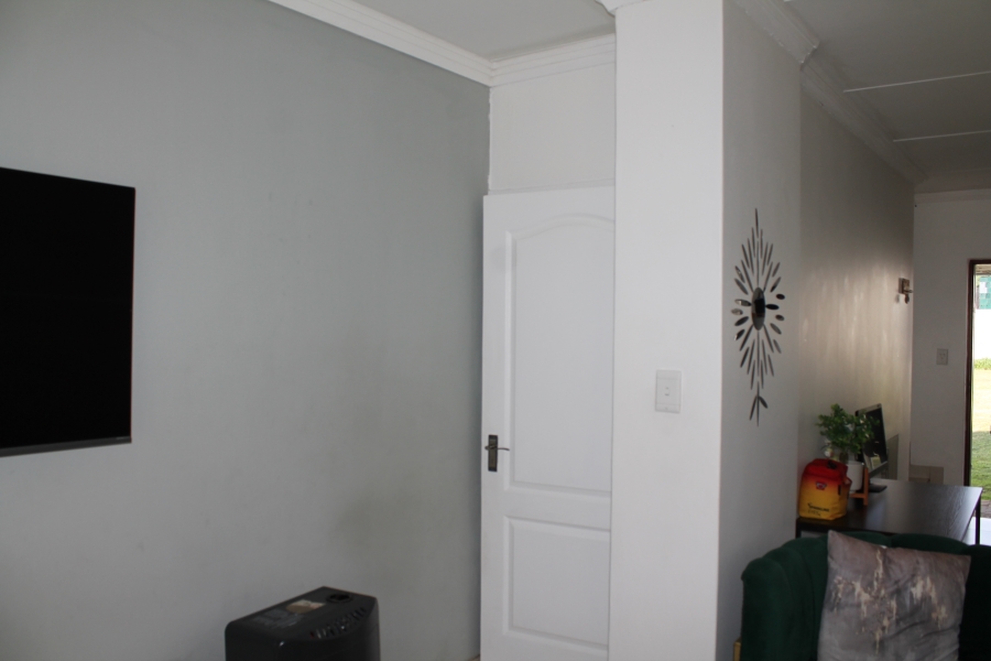 2 Bedroom Property for Sale in Mayberry Park Gauteng