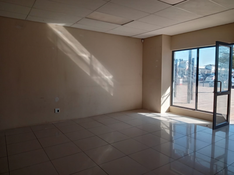 To Let commercial Property for Rent in Waterkloof Ridge Gauteng