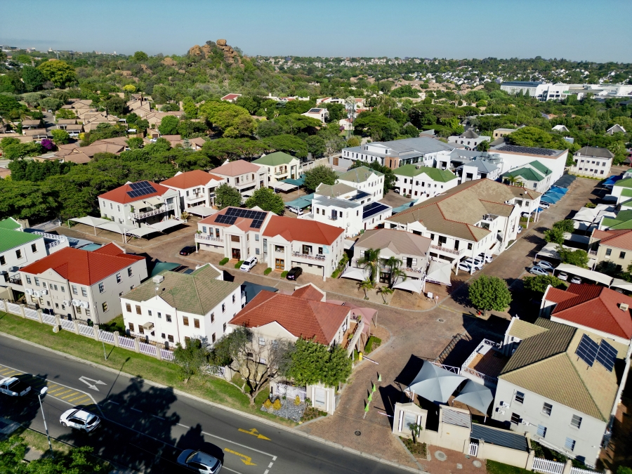 Commercial Property for Sale in Lonehill Gauteng