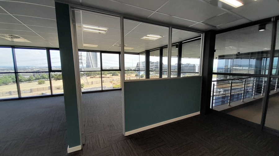 To Let commercial Property for Rent in Vorna Valley Gauteng
