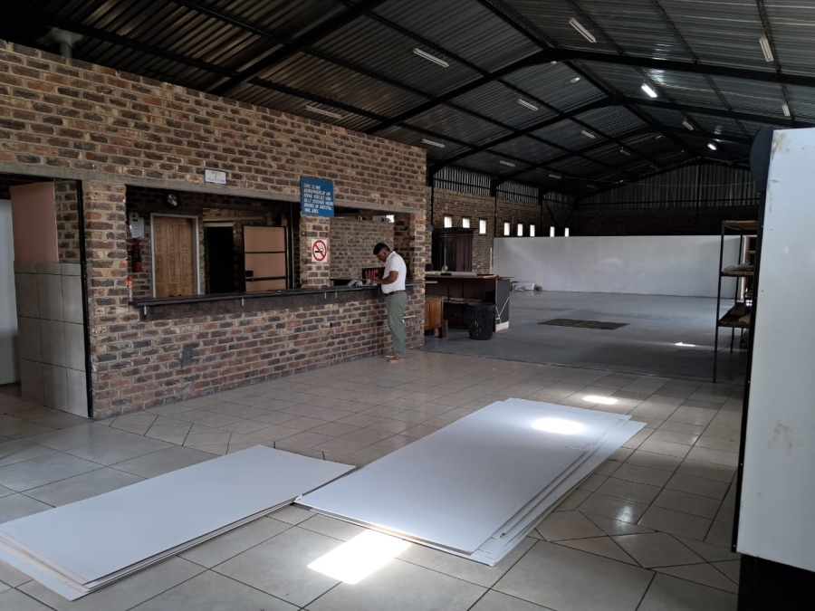 To Let commercial Property for Rent in Duncanville Gauteng