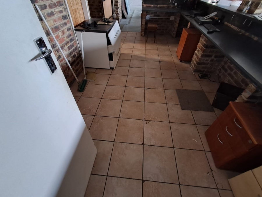 To Let commercial Property for Rent in Duncanville Gauteng