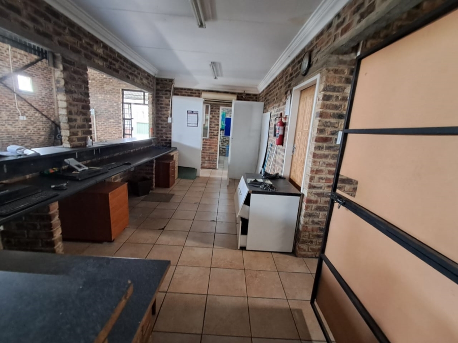 To Let commercial Property for Rent in Duncanville Gauteng