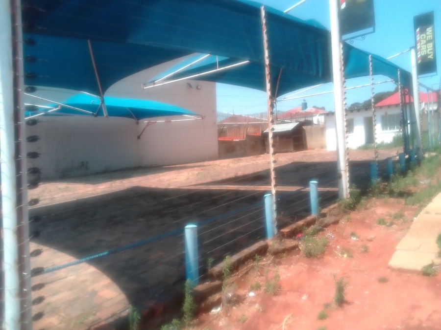 Commercial Property for Sale in Luipaardsvlei Gauteng
