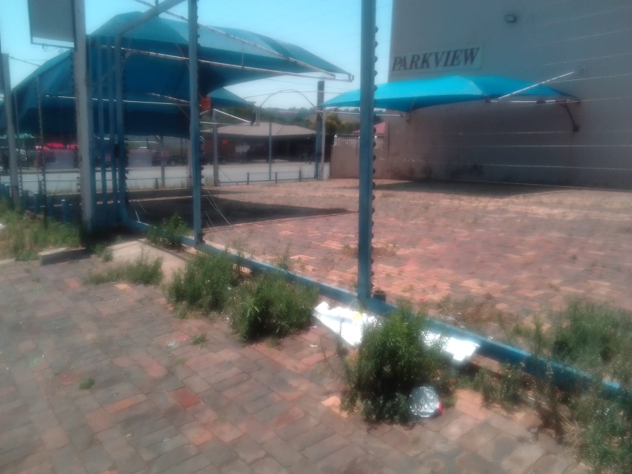 Commercial Property for Sale in Luipaardsvlei Gauteng