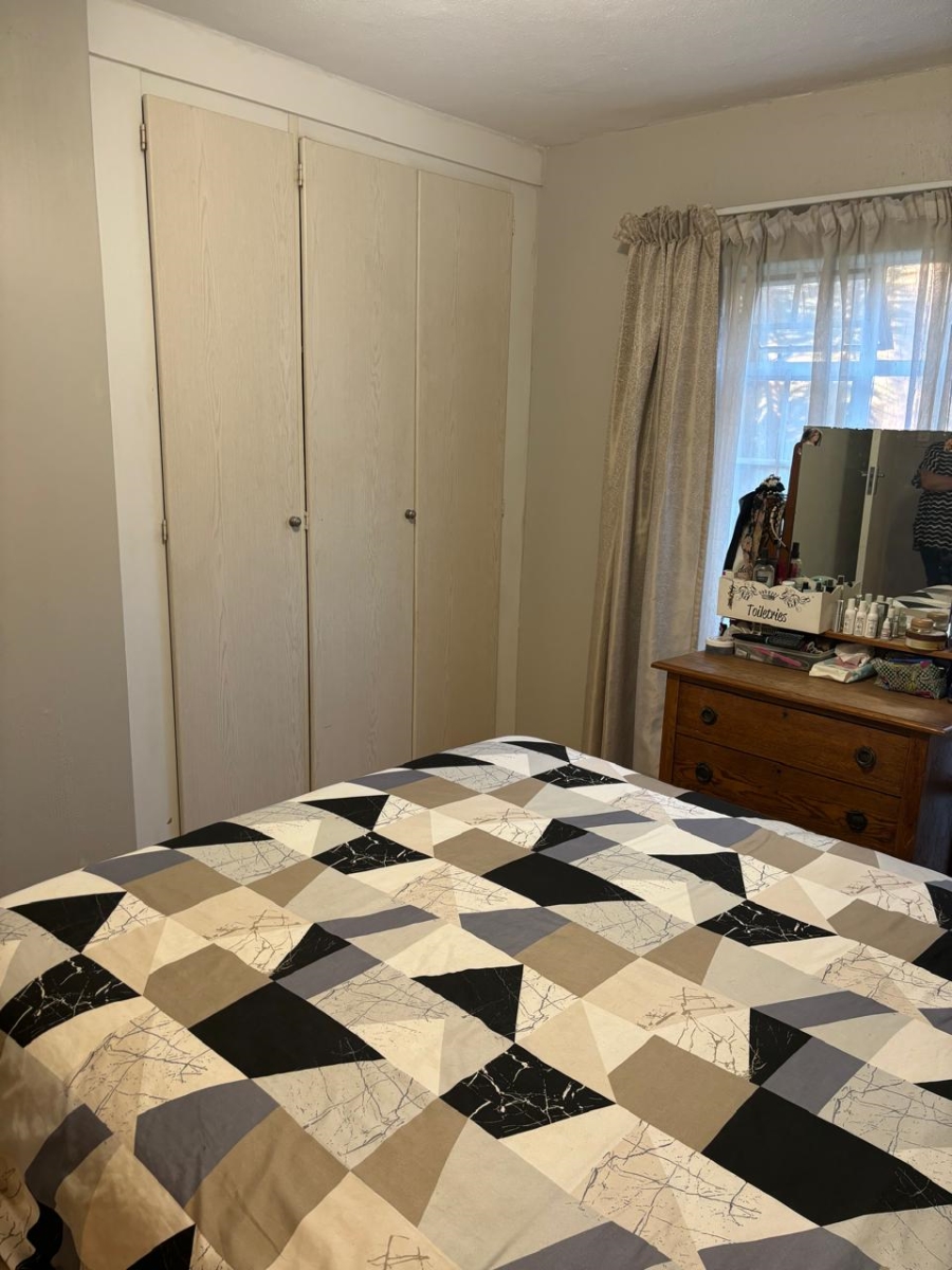 2 Bedroom Property for Sale in Faerie Glen Gauteng