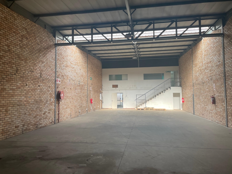 To Let commercial Property for Rent in Grand Central Gauteng