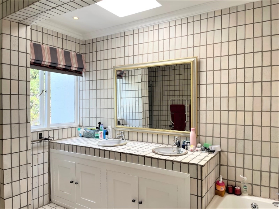 4 Bedroom Property for Sale in Brooklyn Gauteng