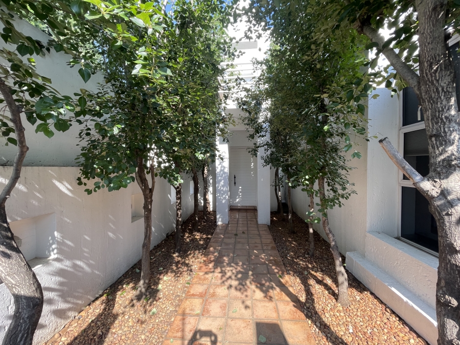 4 Bedroom Property for Sale in Brooklyn Gauteng