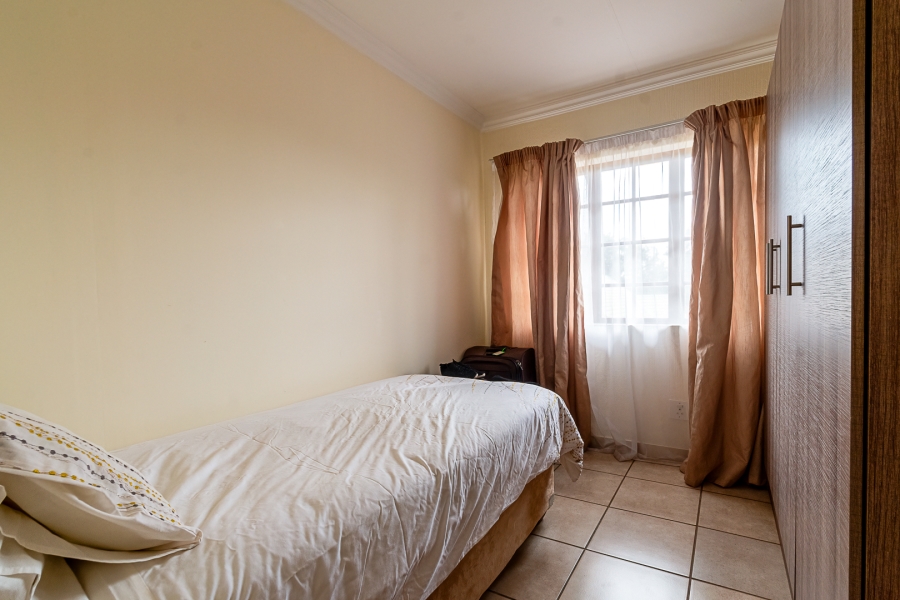 2 Bedroom Property for Sale in Die Wilgers Gauteng