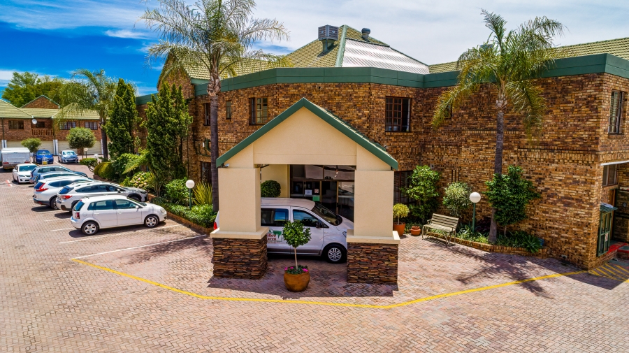 2 Bedroom Property for Sale in Die Wilgers Gauteng