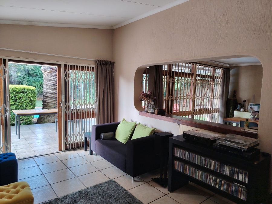 3 Bedroom Property for Sale in Garsfontein Gauteng