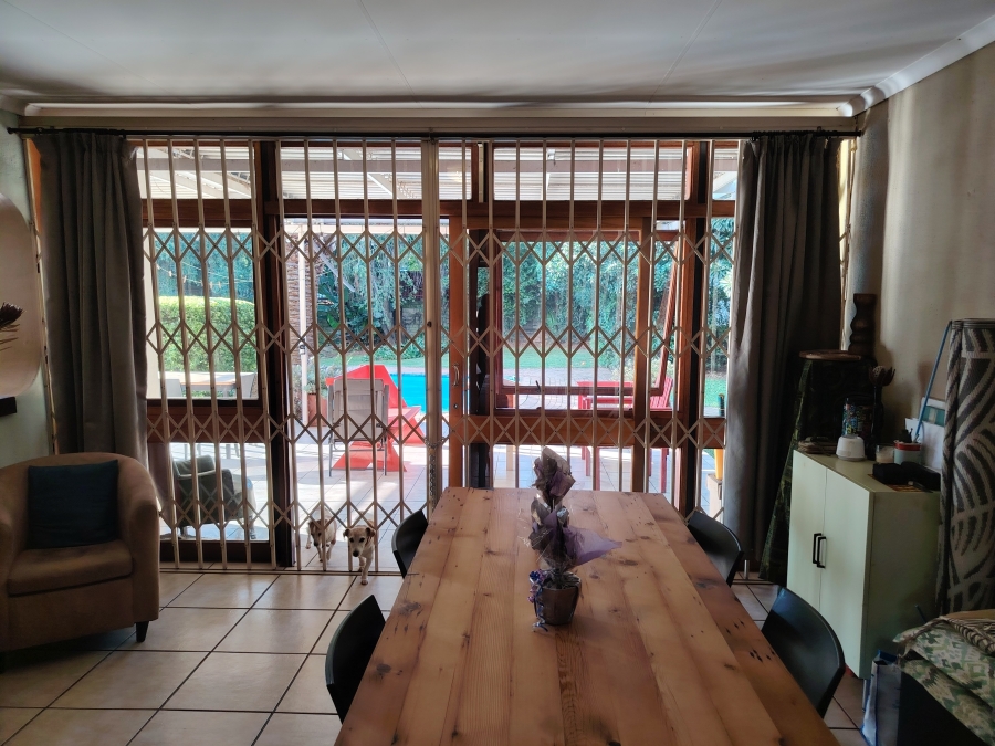 3 Bedroom Property for Sale in Garsfontein Gauteng