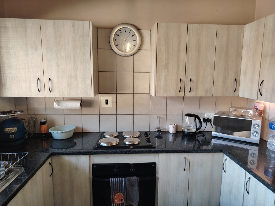 3 Bedroom Property for Sale in Garsfontein Gauteng
