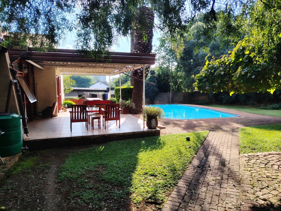 3 Bedroom Property for Sale in Garsfontein Gauteng