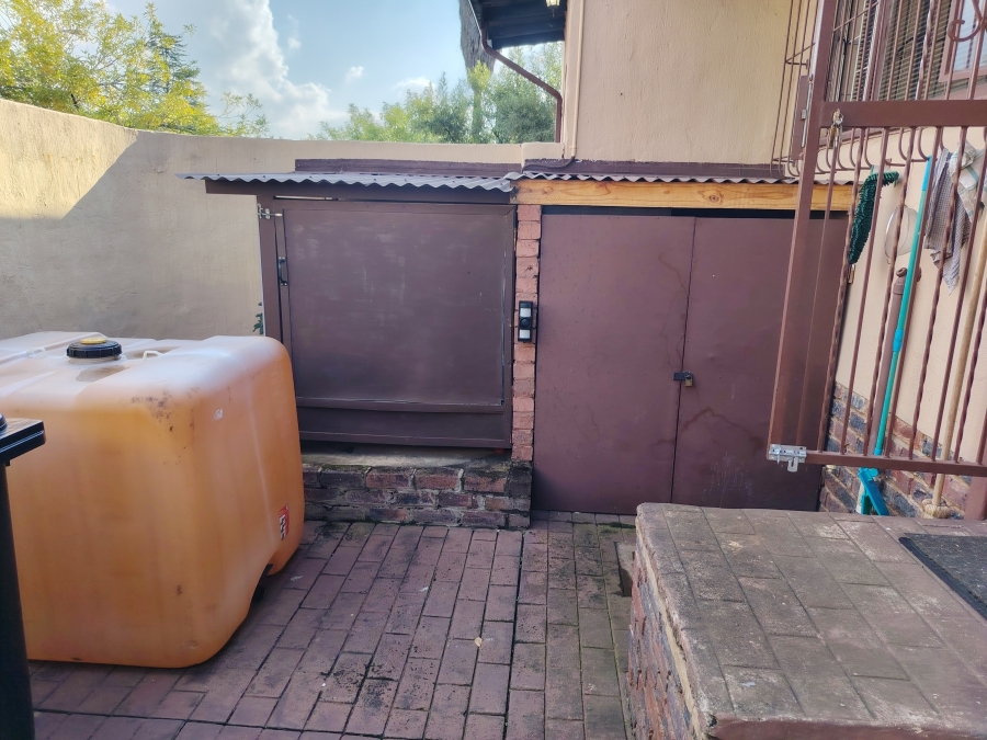 3 Bedroom Property for Sale in Garsfontein Gauteng