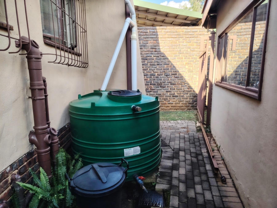 3 Bedroom Property for Sale in Garsfontein Gauteng