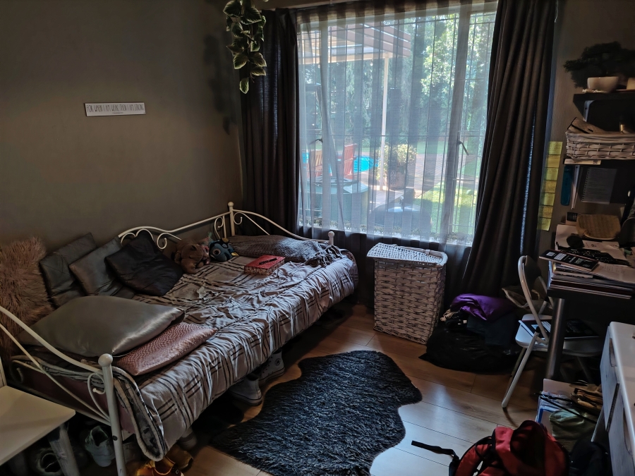 3 Bedroom Property for Sale in Garsfontein Gauteng