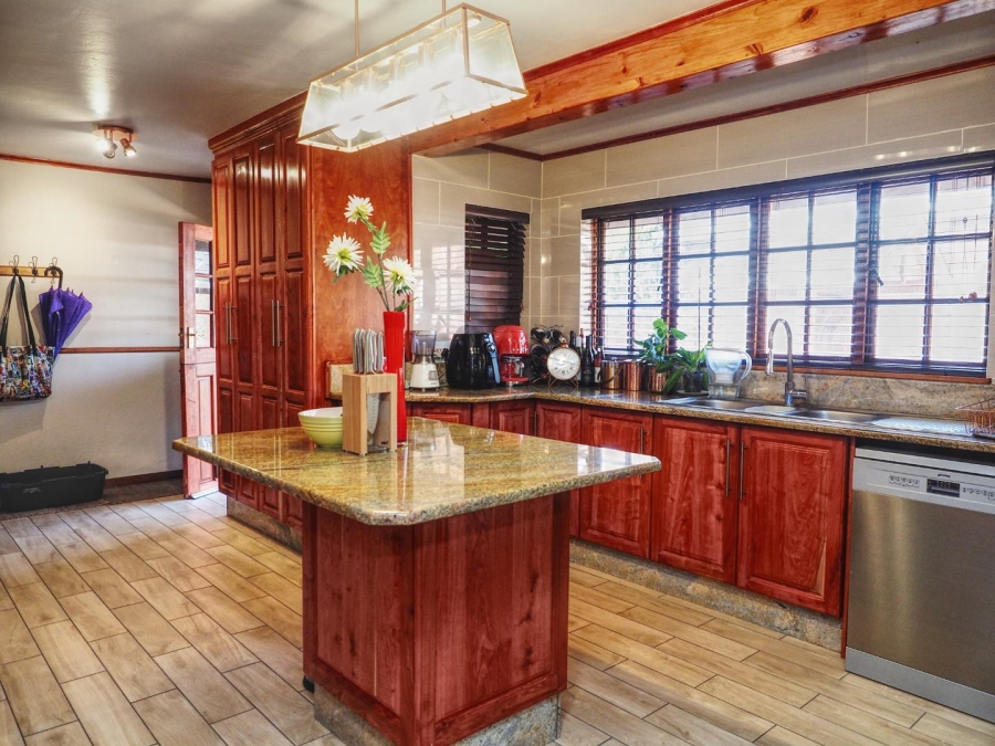 4 Bedroom Property for Sale in Blue Saddle Ranches Gauteng