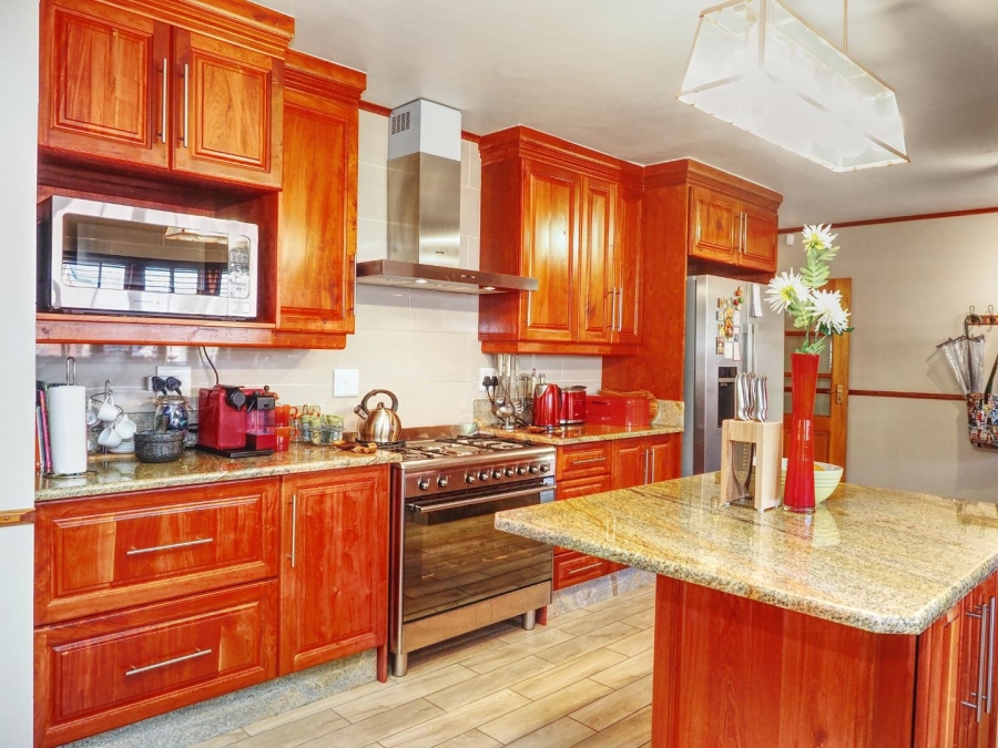 4 Bedroom Property for Sale in Blue Saddle Ranches Gauteng