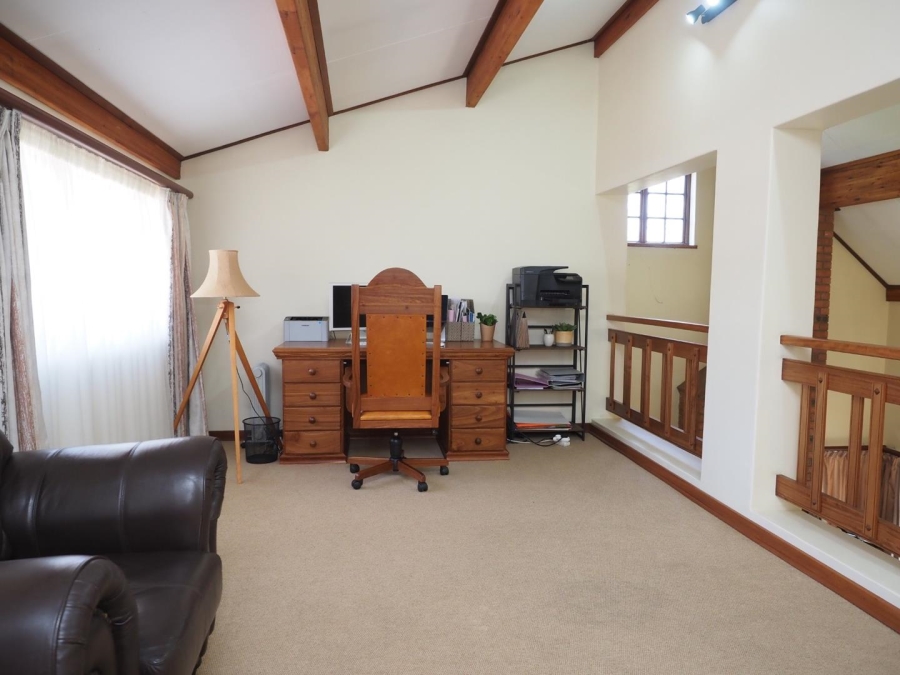 4 Bedroom Property for Sale in Blue Saddle Ranches Gauteng