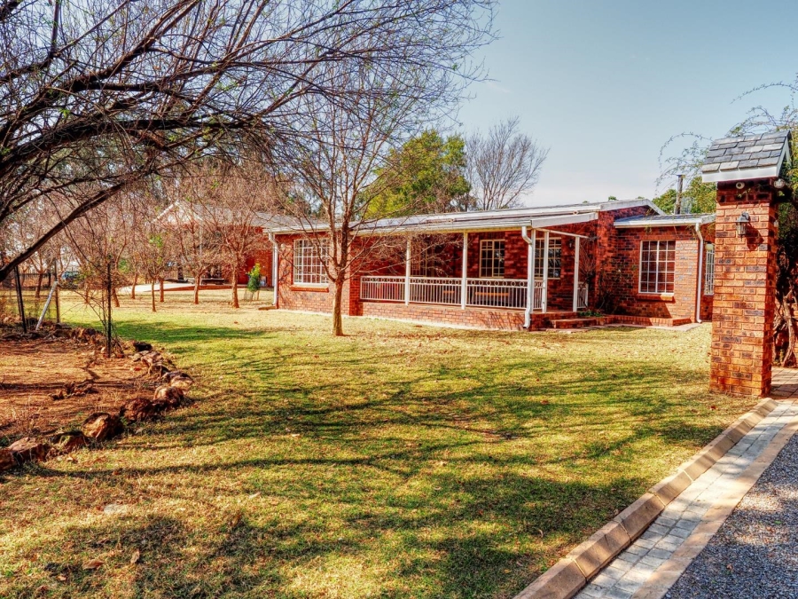 4 Bedroom Property for Sale in Blue Saddle Ranches Gauteng