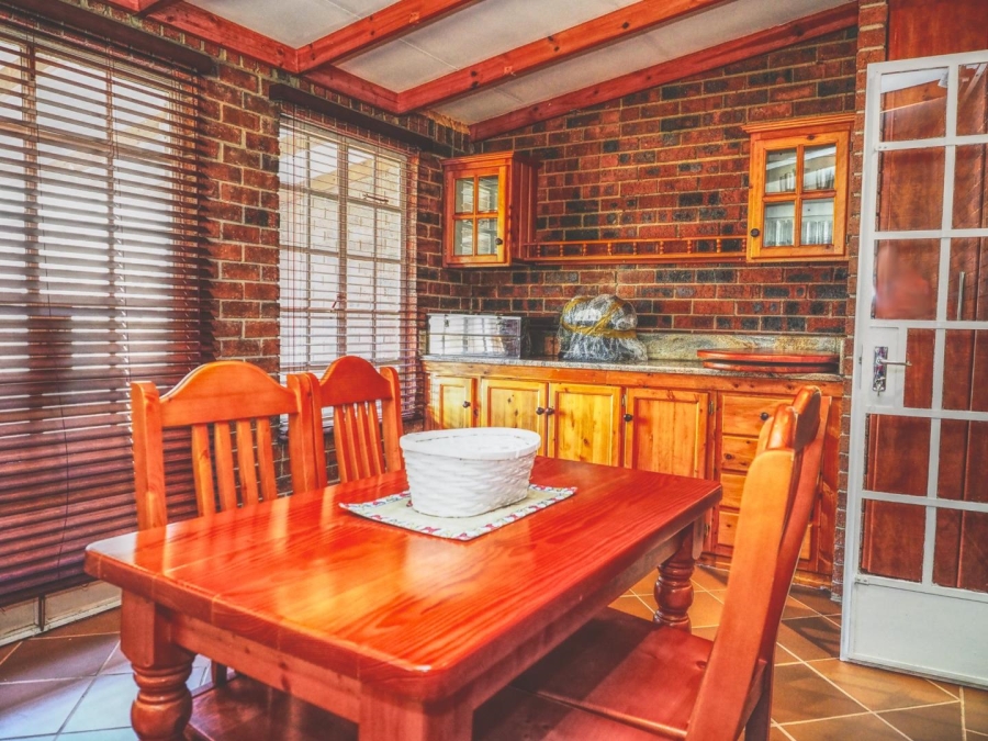 4 Bedroom Property for Sale in Blue Saddle Ranches Gauteng