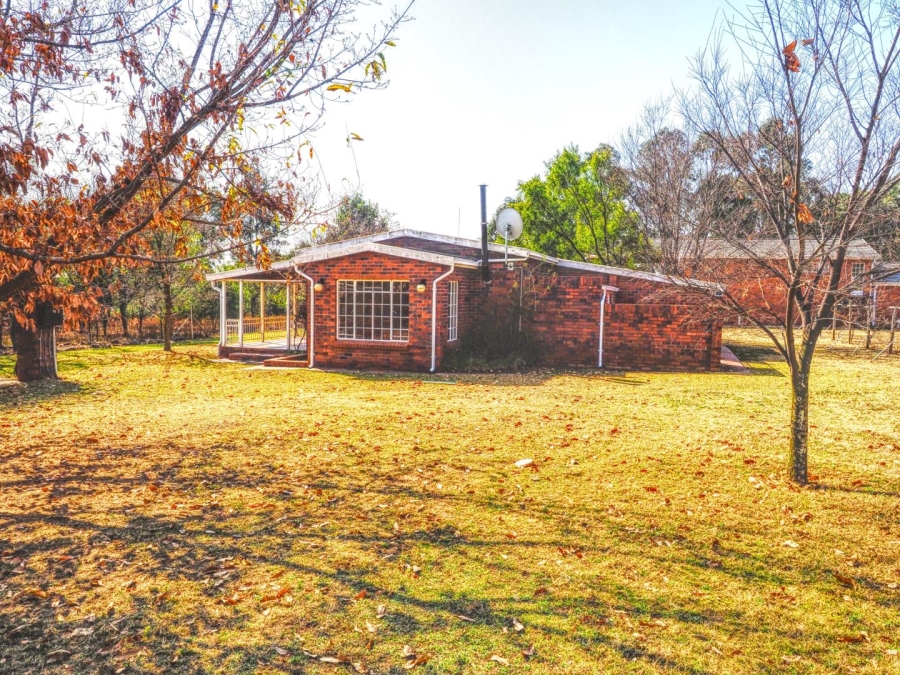 4 Bedroom Property for Sale in Blue Saddle Ranches Gauteng