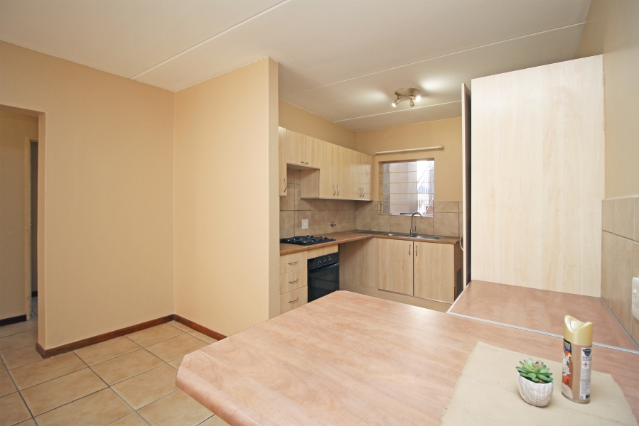 2 Bedroom Property for Sale in Sundowner Gauteng
