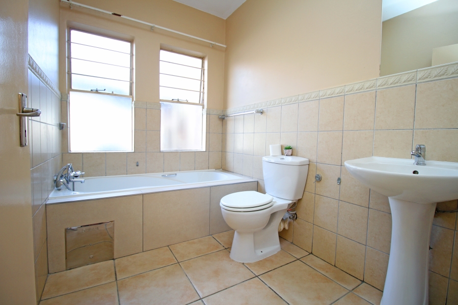 2 Bedroom Property for Sale in Sundowner Gauteng